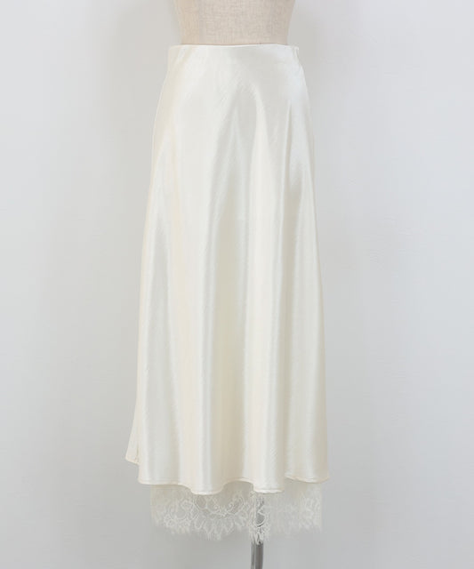 【Sale ended】Satin Skirt with Slit and Lace Detail
