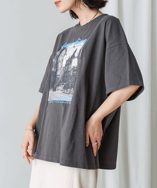 Town Photo Color Logo T-Shirt◇Oversized T-Shirt with Bold Photo Print
