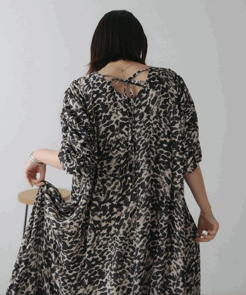 Shirring Tuck Dress◇Feminine Silhouette Dress That Stands Out on Its Own