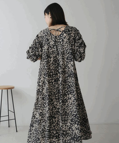 Shirring Tuck Dress◇Feminine Silhouette Dress That Stands Out on Its Own