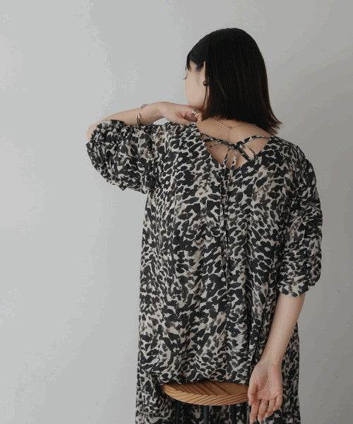 Shirring Tuck Dress◇Feminine Silhouette Dress That Stands Out on Its Own