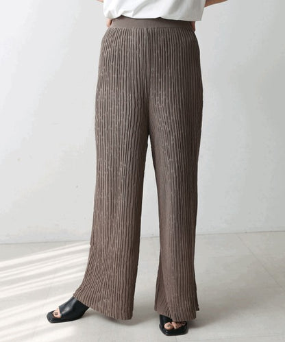 Bou Jeloud Wavy Mesh Knit Pants – Lightweight & Breathable Summer Knit