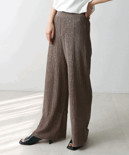 Bou Jeloud Wavy Mesh Knit Pants – Lightweight & Breathable Summer Knit