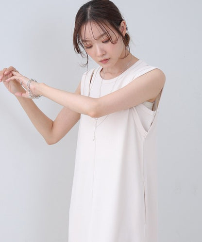 Layered Set Dress◇Combines Both Stretch and Moderate Texture
