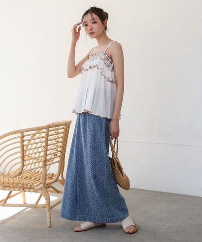 Rayon Crepe Smocking Camisole◇Made with Crepe Fabric Featuring a Wrinkled Textured Feel