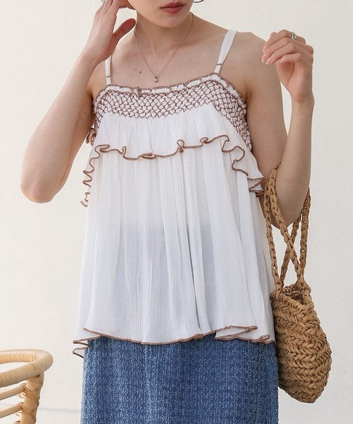 Rayon Crepe Smocking Camisole◇Made with Crepe Fabric Featuring a Wrinkled Textured Feel