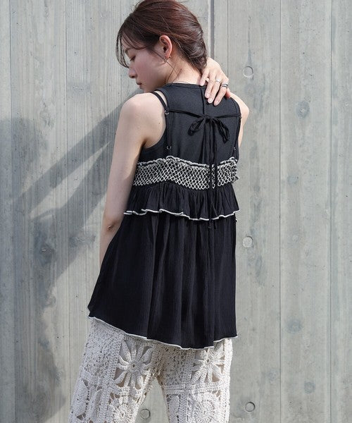 Rayon Crepe Smocking Camisole◇Made with Crepe Fabric Featuring a Wrinkled Textured Feel