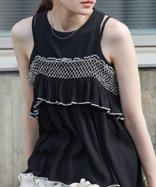 Rayon Crepe Smocking Camisole◇Made with Crepe Fabric Featuring a Wrinkled Textured Feel