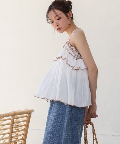 Rayon Crepe Smocking Camisole◇Made with Crepe Fabric Featuring a Wrinkled Textured Feel
