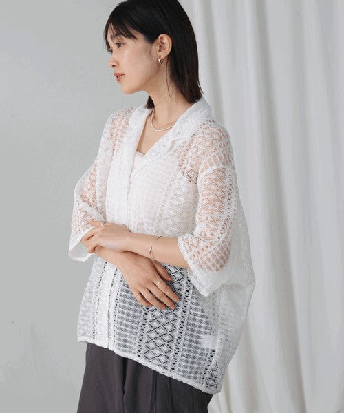 Geometric Lace Short Sleeve Shirt◇Sheer Lace Shirt with a Relaxed Silhouette
