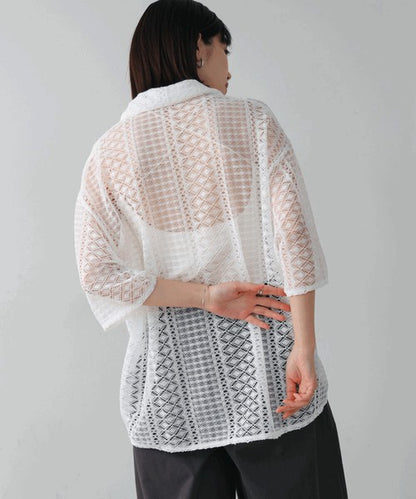 Geometric Lace Short Sleeve Shirt◇Sheer Lace Shirt with a Relaxed Silhouette