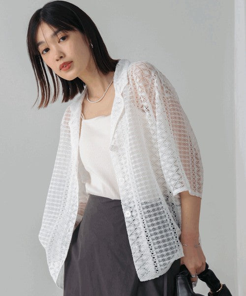 Geometric Lace Short Sleeve Shirt◇Sheer Lace Shirt with a Relaxed Silhouette
