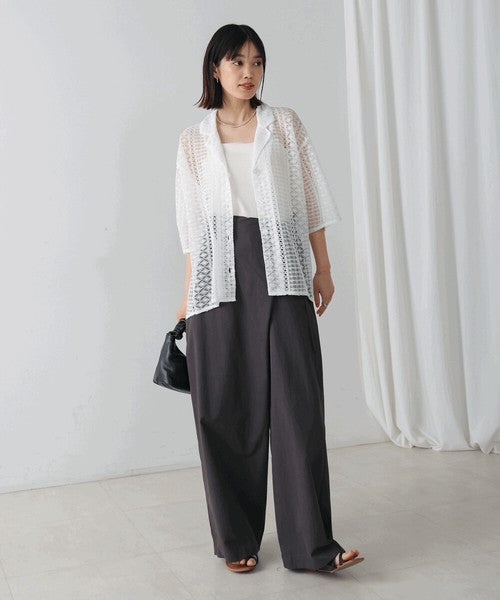 Geometric Lace Short Sleeve Shirt◇Sheer Lace Shirt with a Relaxed Silhouette