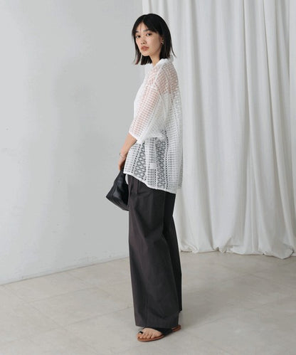 Geometric Lace Short Sleeve Shirt◇Sheer Lace Shirt with a Relaxed Silhouette